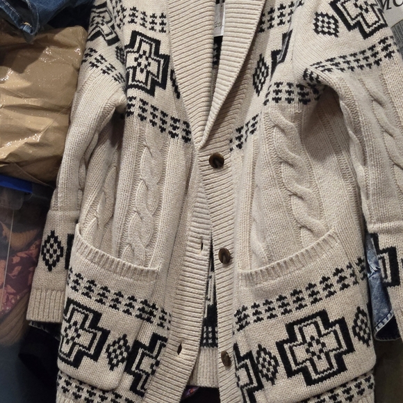 Pendeleton Harding Lambswool cable cartigan in ivory and Black Size Large NWT FP - Picture 2 of 4